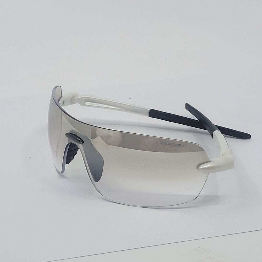 Tifosi Sunglasses Vogel T-F720 Smoke Tint white frame